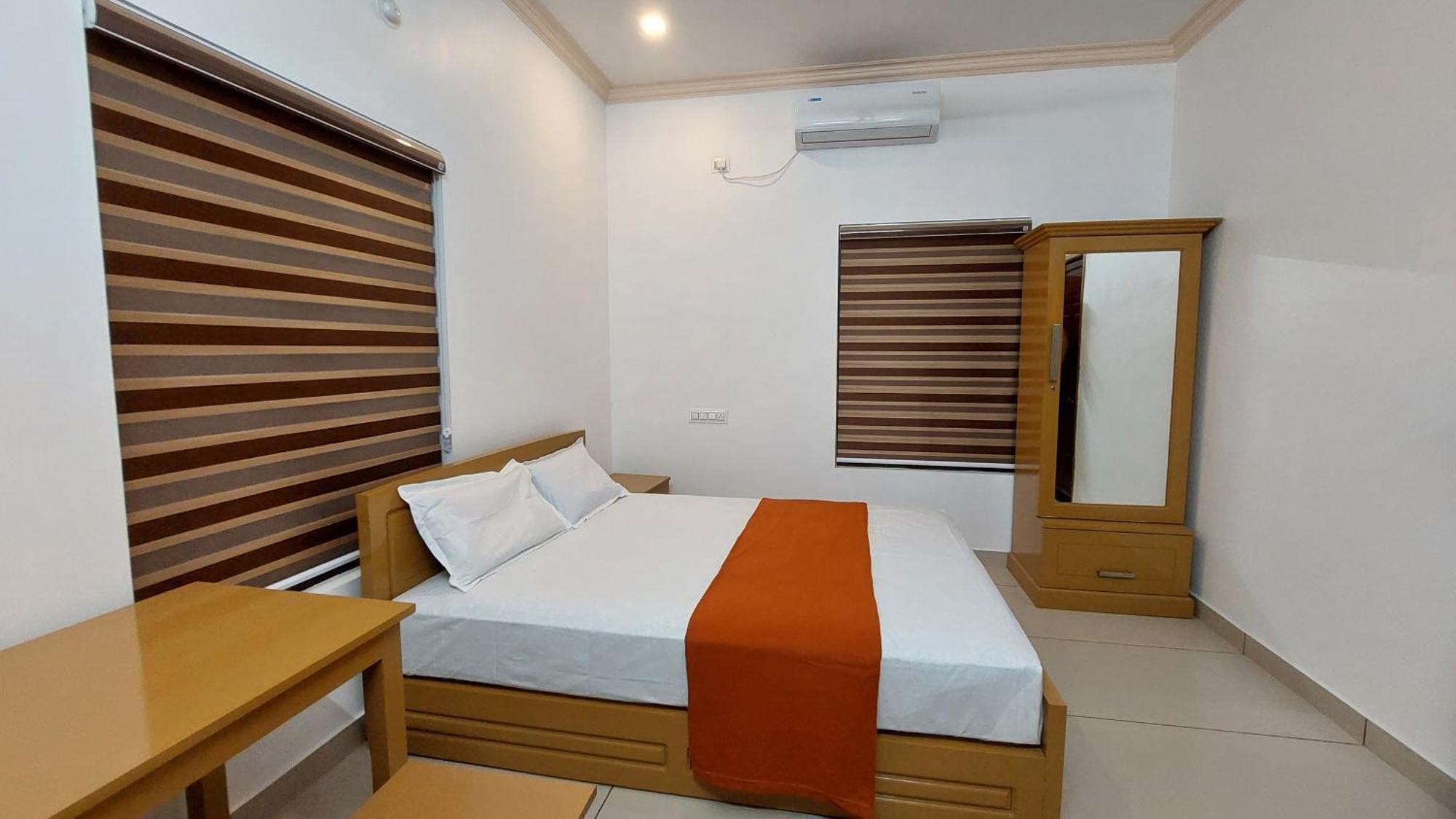 Water Gate Tourist Home And Resorts Mundrothuruth Екстериор снимка